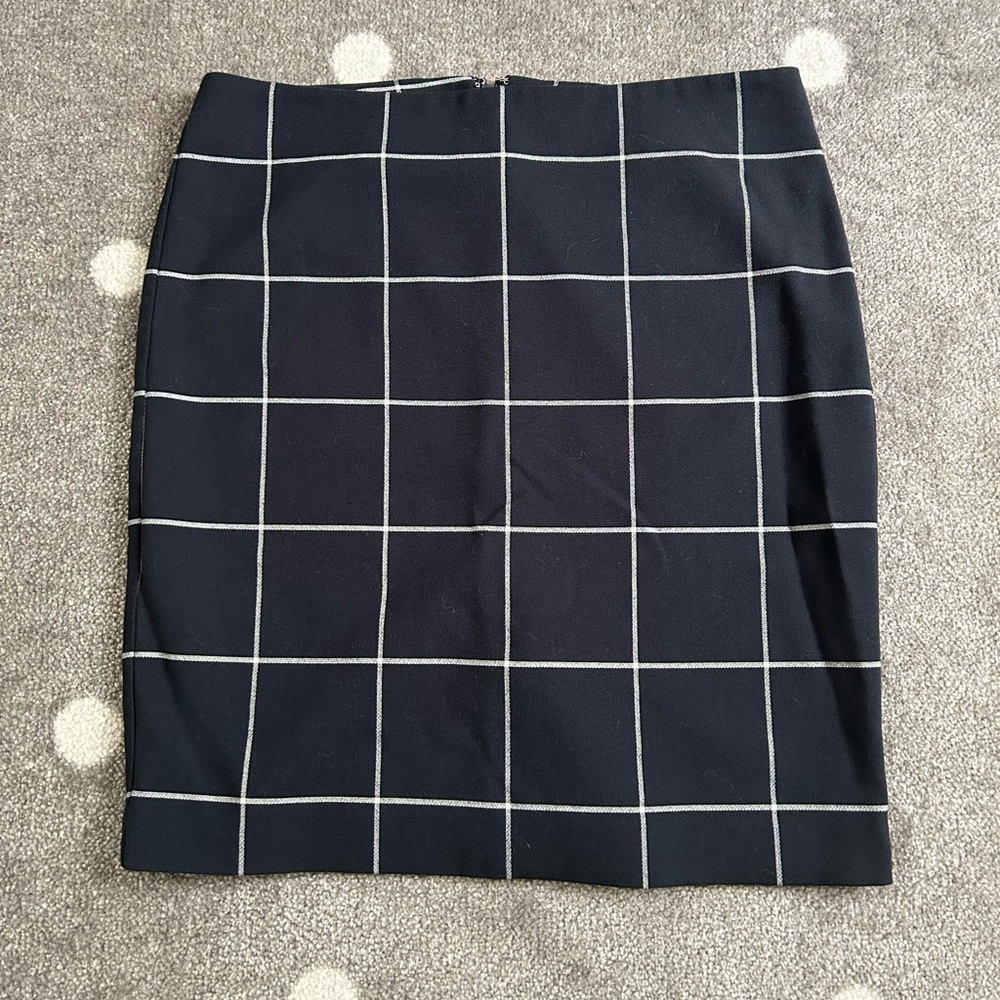 Ann Taylor Geometric print Pencil skirt 👗👗